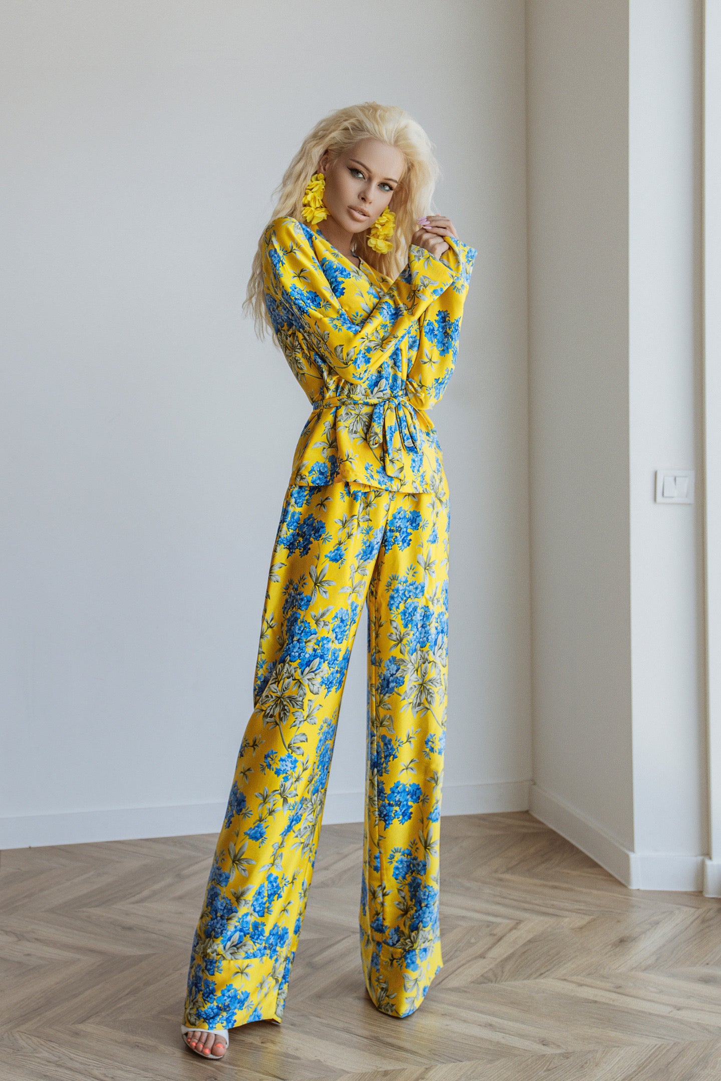 Zara Blue Yellow Floral Wide Leg Pants - ShopperBoard