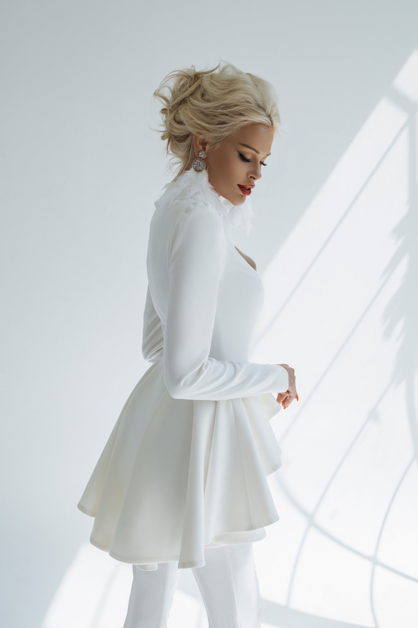 Elegant Bridal Pantsuit: Perfect Suit for Female Wedding Guests