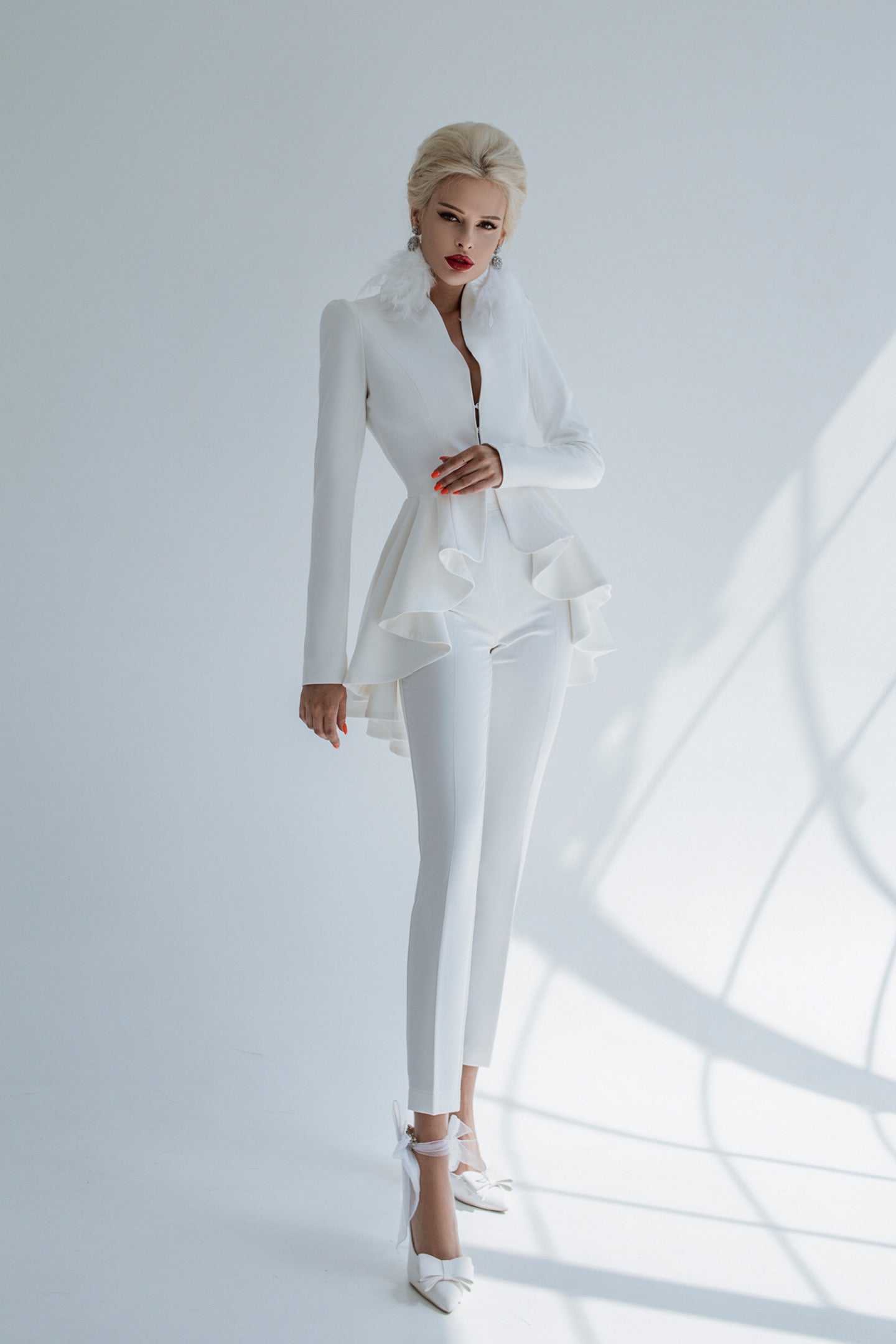 Bridal Pantsuit, Bridal Suit, Lesbian Wedding Suit, Wedding Pantsuit, Wedding Suit For Women, Women’s Pants Suit For Weddings Guest, Civi Wedding Suit, Sophisticated Pant Suit for Weddings, Trendy Bridal Pantsuit for Modern Brides, Designer Pant