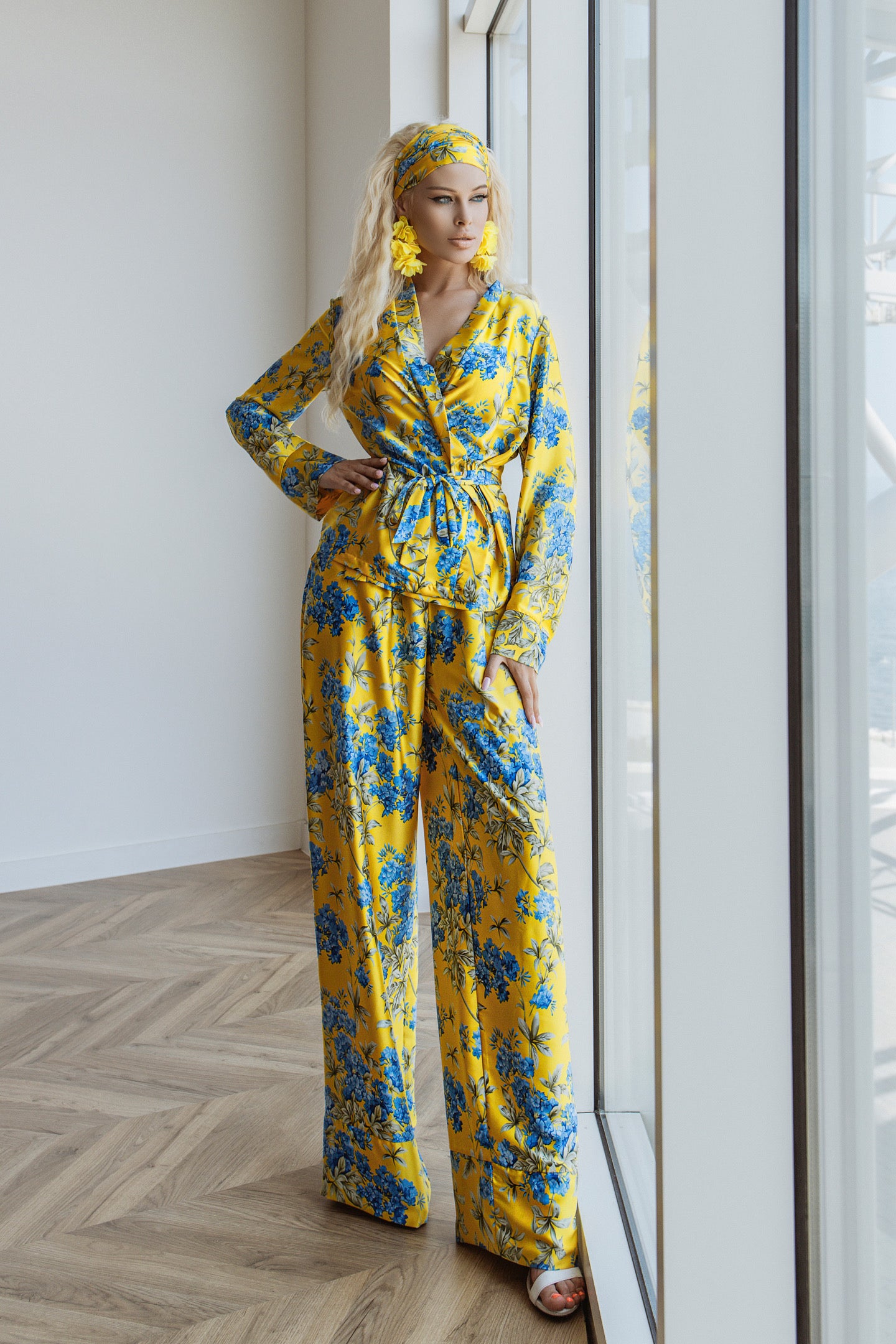 Yellow With Blue Flowers Print Oversized Pajama
